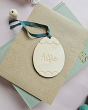 Load image into Gallery viewer, Wooden Personalised Easter Gift Tag