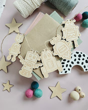 Load image into Gallery viewer, Robot Shape Wooden Garland