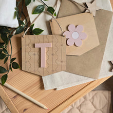 Load image into Gallery viewer, Mini Daisy Banner
