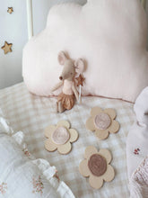 Load image into Gallery viewer, Wooden Wall Flower Nursery Decoration