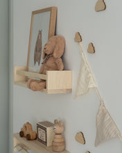 Load image into Gallery viewer, Cloud Shaped Wooden Wall Hook
