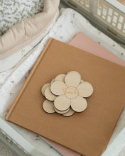 Load image into Gallery viewer, Flower Shape Wooden Storage Labels
