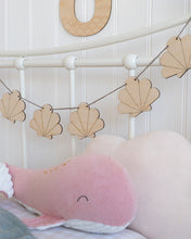 Load image into Gallery viewer, Wooden Shell Garland Kids Room Decoration
